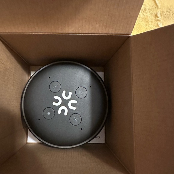 Amazon Echo Dot (3rd Generation) - Picture 5 of 6